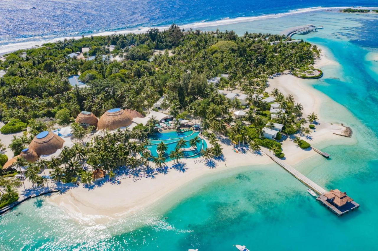 Holiday Inn Resort Kandooma Maldives بوابة الرحلات للسفر والسياحة