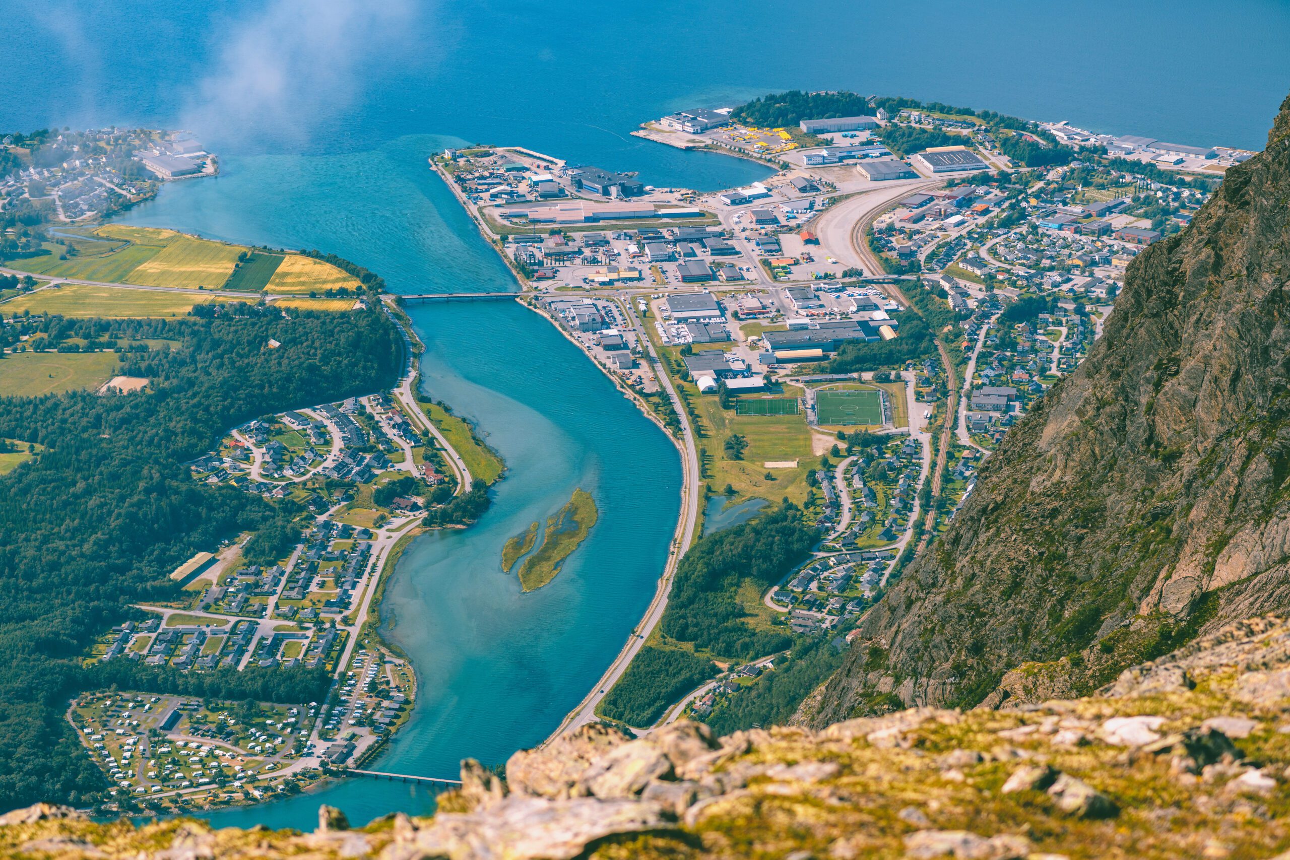 اليوم 10: الوداع والعودة بسلامة الله 