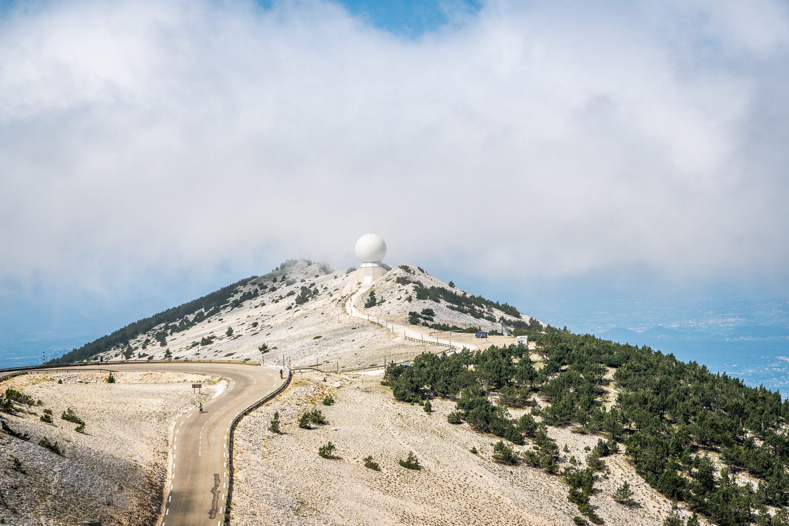   اليوم 6: سحر ريف باتومي وشلال ماخونسيتي 